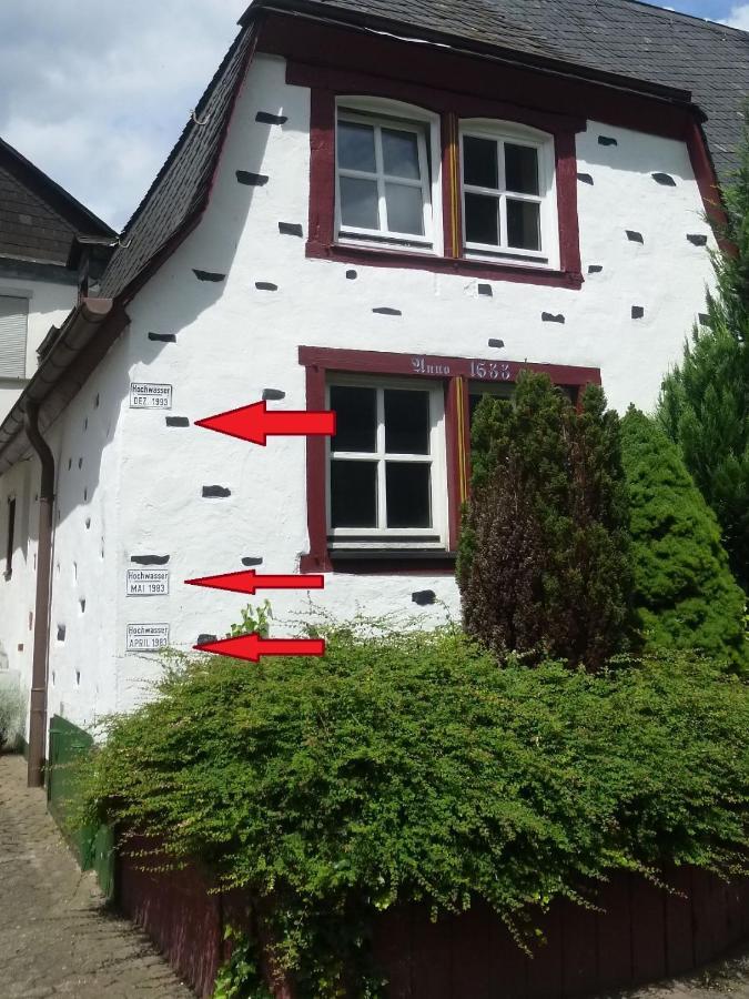 特拉本特拉巴赫Altes Faehrhaus An Der Mosel Anno1633公寓 外观 照片